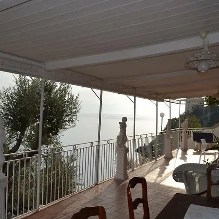 Petit Ludovica Ravello